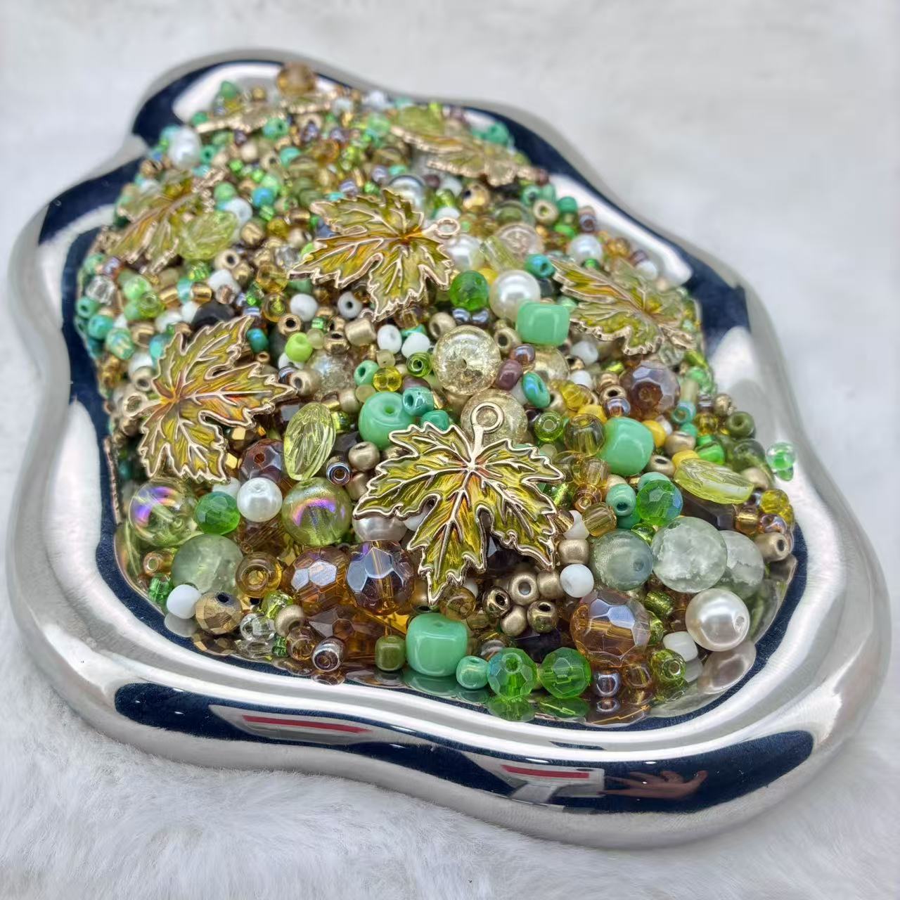 【Letter L】【Collector’s Edition】Whispering Branches  - Jul.5 L Mix