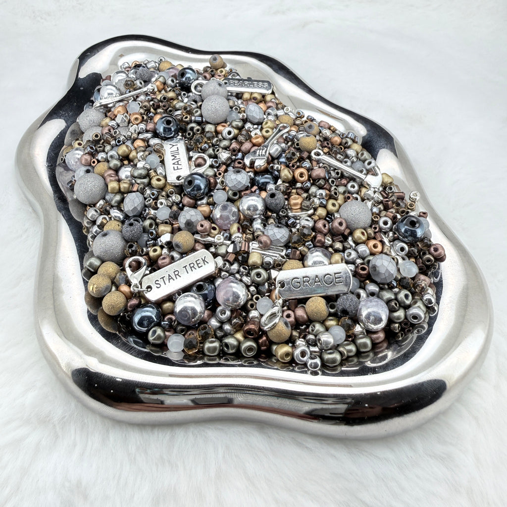 【Letter W】【For Bracelets/Necklace/Key Chain】- Feb.12 W Mix