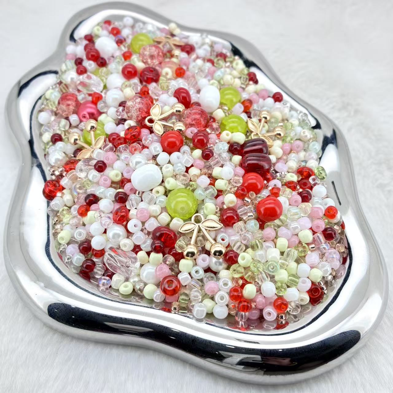 【Letter Q】【For Bracelets/Necklace/Key Chain】- Aug.13 Q Mix