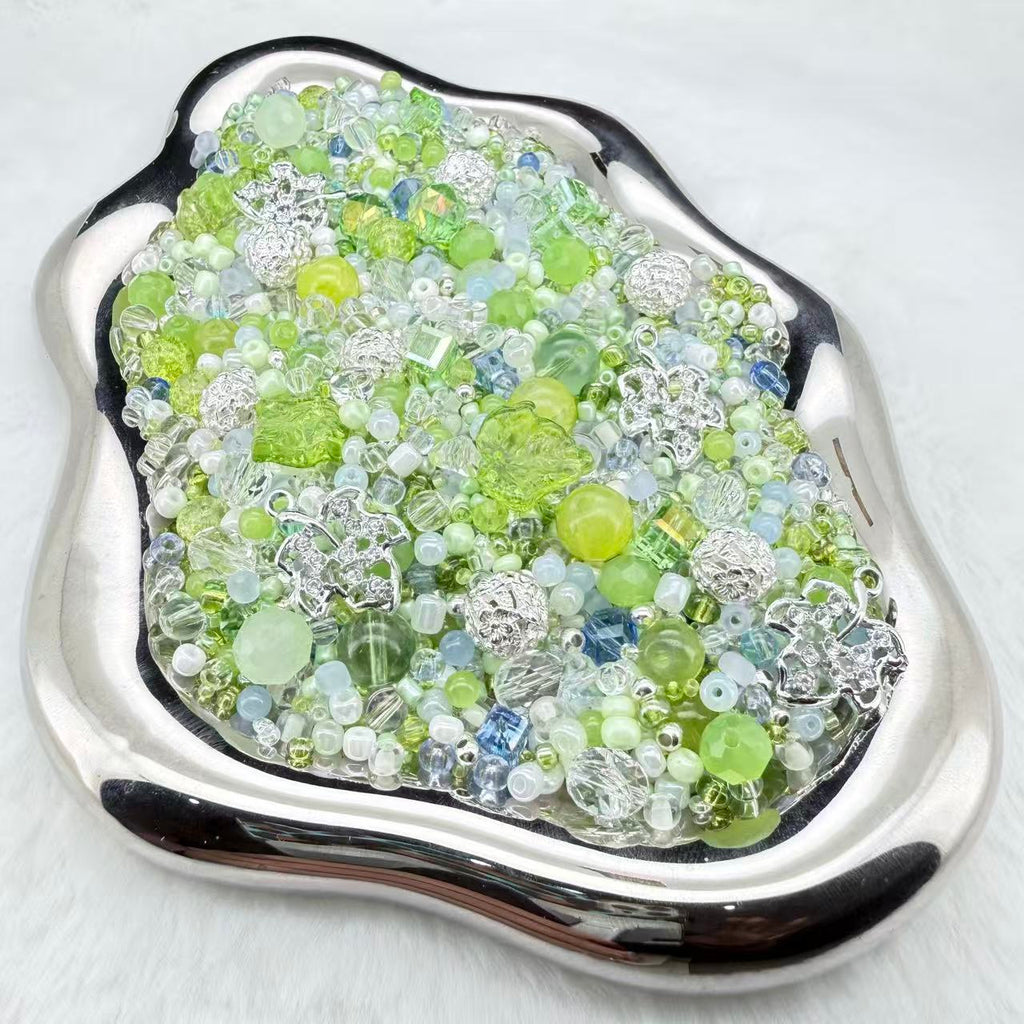 【Letter M】【Collector’s Edition】Chilled Grapes - Feb.10 M Mix
