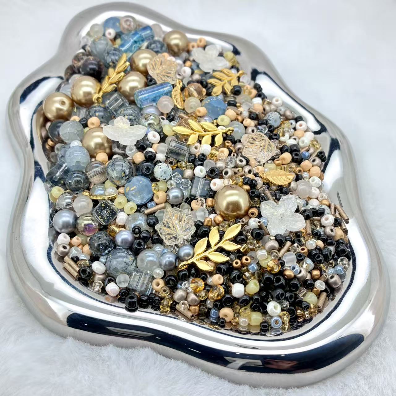 【New-Letter V】【For Bracelets/Necklace/Key Chain】- Aug.22 V Mix